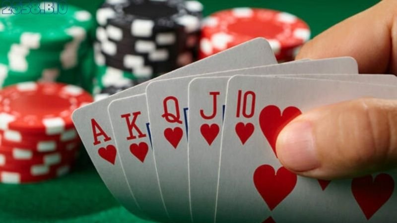 Hướng Dẫn Chơi Poker - Mẹo Hay Giúp Bạn Thắng Lớn 2 choi-poker-2538-loi-ich-khi-ren-luyen-ky-nang-va-chien-thuat
